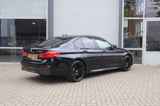 BMW 5-SERIE 530e iPerformance eDrive Edition 252PK/ M-Pakket/ Orig. NL/ Dealeronderh.