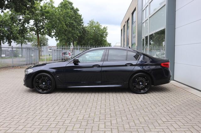 BMW 5-SERIE 530e iPerformance eDrive Edition 252PK/ M-Pakket/ Orig. NL/ Dealeronderh.