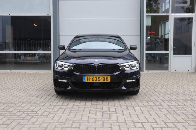 BMW 5-SERIE 530e iPerformance eDrive Edition 252PK/ M-Pakket/ Orig. NL/ Dealeronderh.