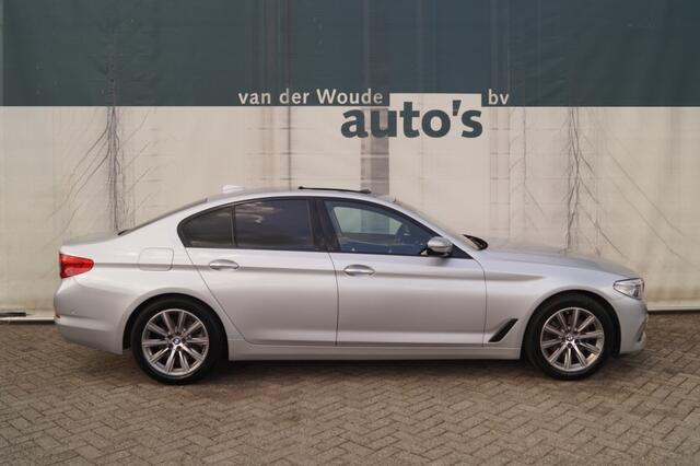 BMW 5-SERIE 520d Automaat Luxury Line High -S.DAK-LEER-ECC-