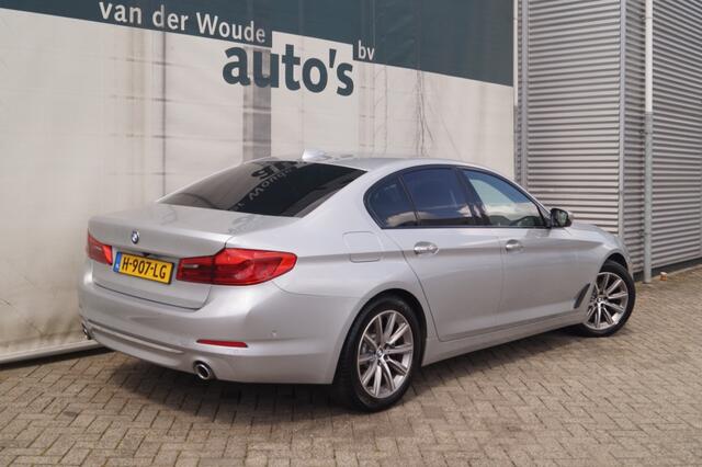 BMW 5-SERIE 520d Automaat Luxury Line High -S.DAK-LEER-ECC-