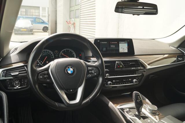 BMW 5-SERIE 520d Automaat Luxury Line High -S.DAK-LEER-ECC-