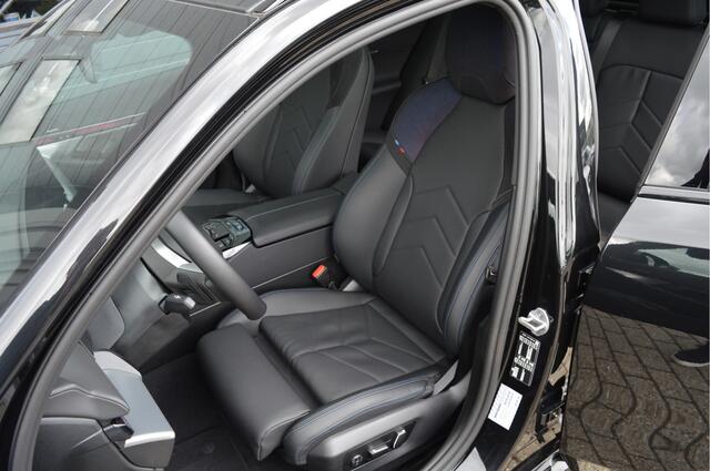BMW 5-SERIE Touring 520i | M-PAKKET | PANO | ACC | CAM | H&K | TREKHAAK |