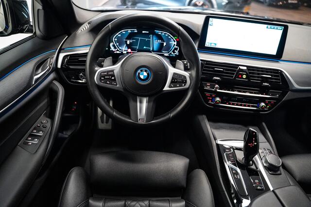 BMW 5-SERIE Touring 530e xDrive High Executive M Sport|Pano|Leder|Camera|Carplay