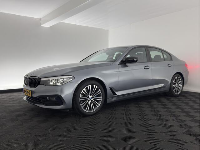 BMW 5-SERIE 520i Executive Edition Sportline Aut. *LEATHER-FABRIC | FULL-LED | DIGI-COCKIT | KEYLESS | NAVI-FULLMAP | HEATED-SPORTSEATS | PRIVACY-GLASS | AMBIENTLIGHT | ECC | CARPLAY | PDC | TOWBAR | 18"ALU*
