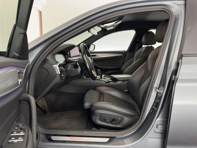 BMW 5-SERIE 520i Executive Edition Sportline Aut. *LEATHER-FABRIC | FULL-LED | DIGI-COCKIT | KEYLESS | NAVI-FULLMAP | HEATED-SPORTSEATS | PRIVACY-GLASS | AMBIENTLIGHT | ECC | CARPLAY | PDC | TOWBAR | 18"ALU*