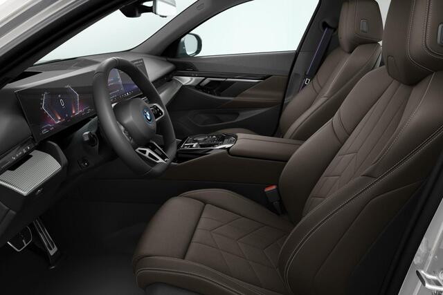 BMW 5-SERIE Sedan 530e M Sport Edition