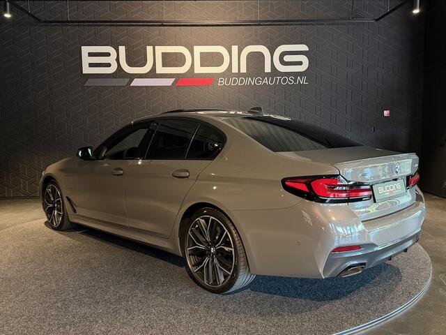 BMW 5-SERIE 545e xDrive High Exe M-sport | Schuifdak | Head-up | Driving Assist