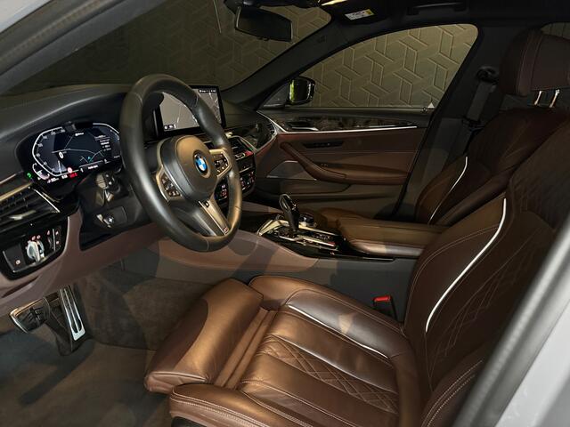 BMW 5-SERIE 545e xDrive High Exe M-sport | Schuifdak | Head-up | Driving Assist