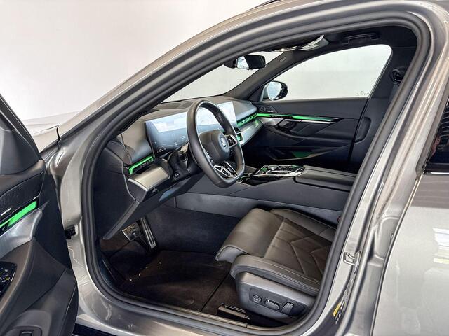 BMW 5-SERIE Touring 530e M Sport Edition