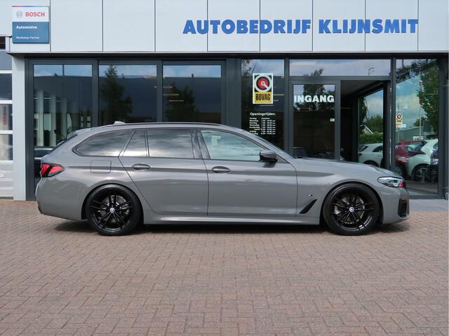 BMW 5-SERIE Touring 520d xDrive Executive Edition M-Sport