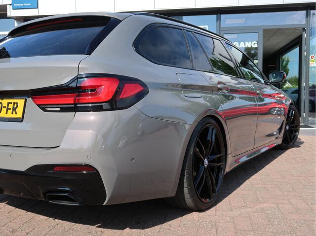 BMW 5-SERIE Touring 520d xDrive Executive Edition M-Sport