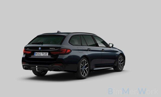 BMW 5-SERIE Touring 530e xDrive High Ex. M-Sport |Pano|M-Seats|HUD|Laser|Trekhaak|19"