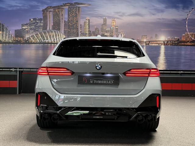 BMW 5-SERIE 520i M-Sport|ShadowLine|Panorama|H/K|208PK
