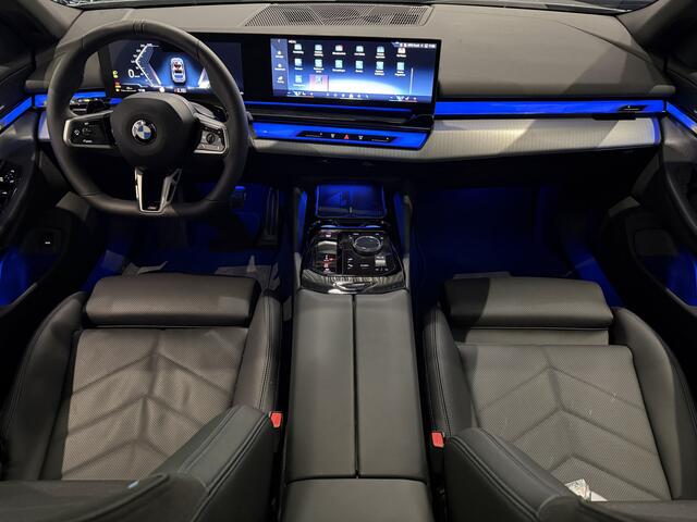 BMW 5-SERIE 520i M-Sport|ShadowLine|Panorama|H/K|208PK