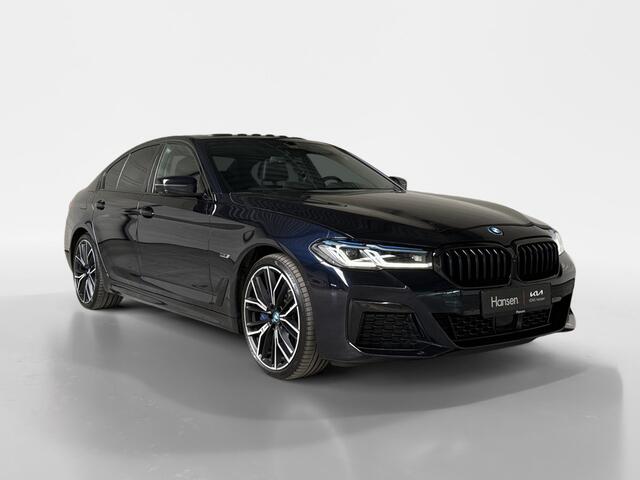 BMW 5-SERIE 545e xDrive Business Edition Plus I M-Sport I Schuifdak I Laser I Integral Active Steering I Comfortstoelen I Massage