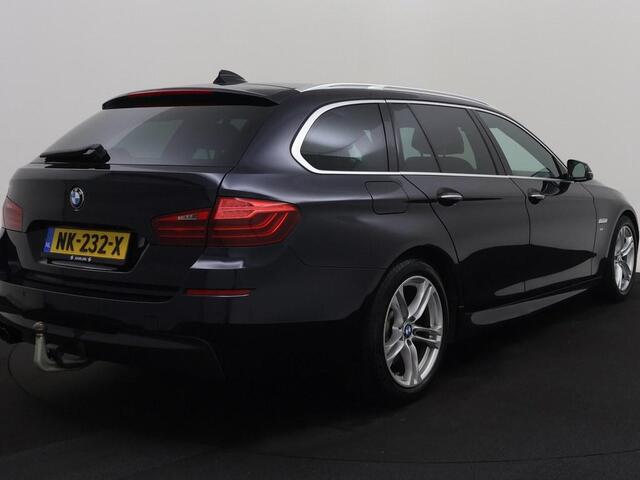 BMW 5-SERIE Touring 520i Aut. M-Pakket Pano/Trekhaak/Camera/Leder/Nav/ El.Klep/Stoelverw.