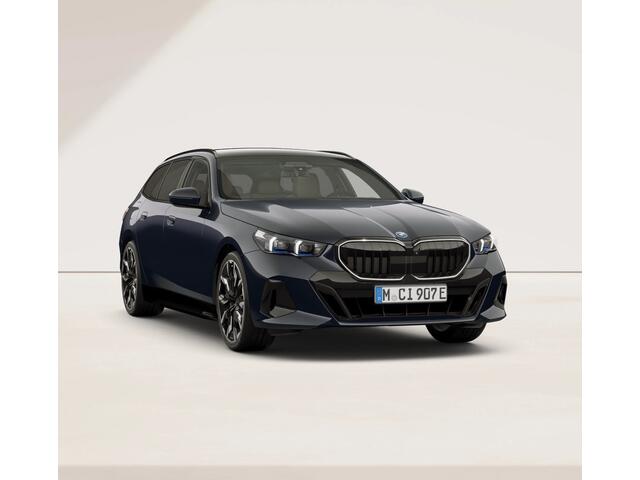 BMW 5-SERIE Touring 550e xDrive - M-Sport Pro - Pano - Bowers & Wilkins - NP 111.000