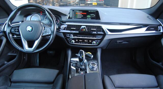BMW 5-SERIE Touring 520d Executive | Automaat | Elec achterklep | Cruise |