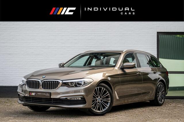 BMW 5-SERIE Touring 520i Executive Leder Trekhaak LED Orig NL Auto