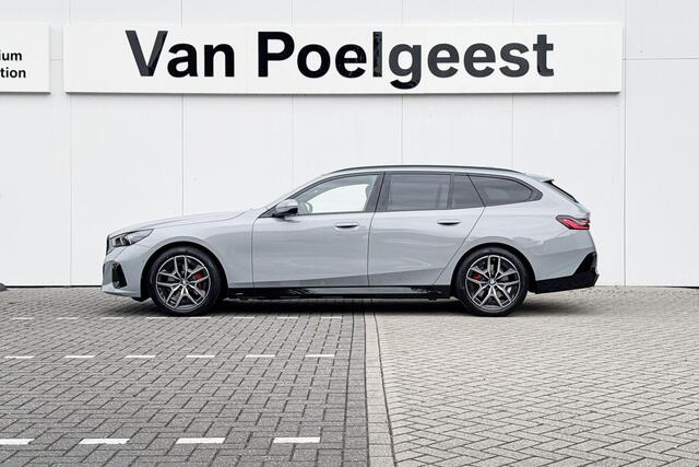 BMW 5-SERIE Touring 520i | Innovation Pack | M Sport | Panoramadak | Bowers & Wilkins |