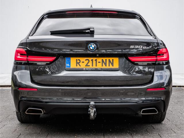 BMW 5-SERIE Touring 530e Business Edition Plus Trekhaak/ Nappa Lederen int./ Stoelverwarming/ Camera/ Laser LED