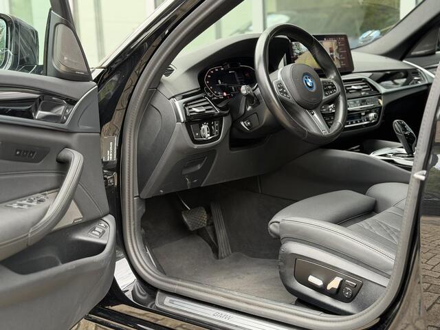 BMW 5-SERIE Touring 530e xDrive Bus Ed. Plus |Pano|H/K|4W Steering|CoPilot|HUD|Laser