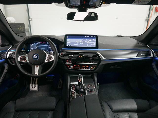 BMW 5-SERIE 530e Touring M-Sport | Panoramadak | CoPilot | Laser | Harman Kardon