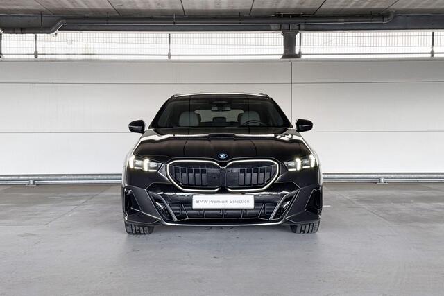 BMW 5-SERIE Touring 550e xDrive M-Sport