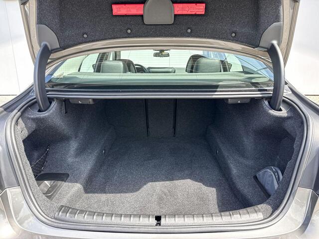 BMW 5-SERIE Sedan 540i High Executive Luxery Line | Comfortstoelen