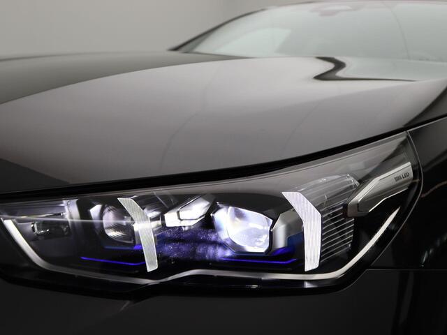 BMW 5-SERIE Touring 520i | M Sportpakket | Panoramadak | Harman Kardon | Trekhaak | Driving Assistant Plus