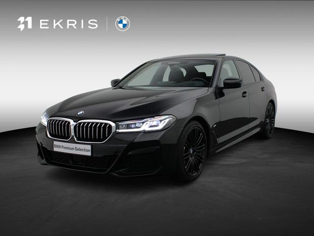 BMW 5-SERIE Sedan 530i High Executive | M Sportpakket | Integral Active Steering | Achteruitrijcamera | Schuifdak | Comfortstoelen + Stoelventilatie | Driving Assistant Professional | Laserlight | Head Up Display | HiFi |