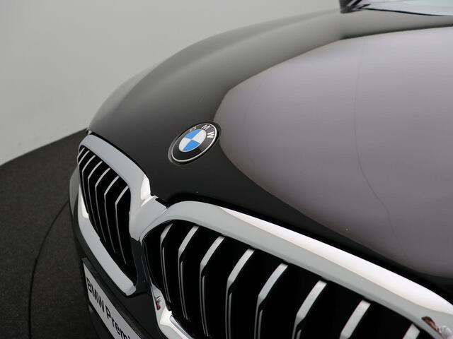 BMW 5-SERIE Sedan 530i High Executive | M Sportpakket | Integral Active Steering | Achteruitrijcamera | Schuifdak | Comfortstoelen + Stoelventilatie | Driving Assistant Professional | Laserlight | Head Up Display | HiFi |