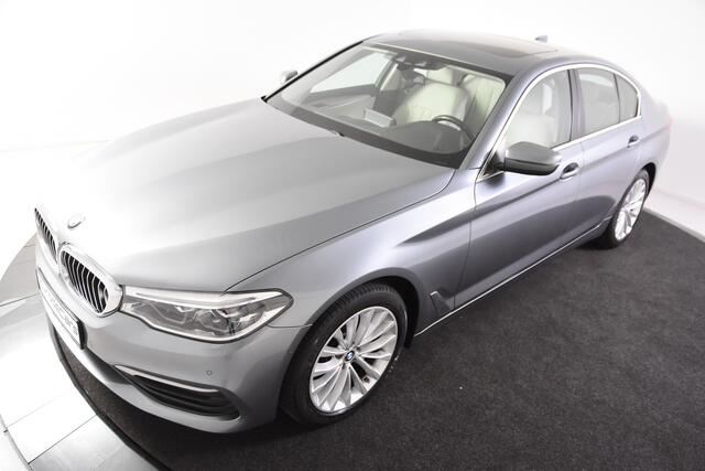 BMW 5-SERIE 520i A Luxury *Navigatie*Schuifdak*Memory*