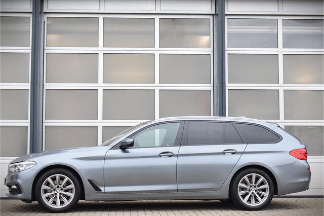BMW 5-SERIE Touring 520i High Executive Edition | Sportline | Leer | Camera | OrigNL