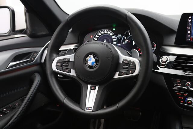 BMW 5-SERIE Touring 252 PK 530i xDrive Executive, *1-Eigenaar*, Panormadak, 360 Camera, Harman/Kardon, Head-Up Display