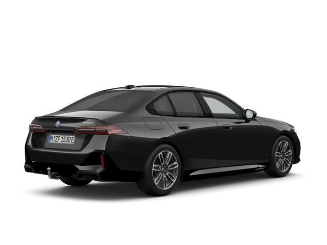 BMW 5-SERIE 530e M Sport Pro Edition Comfort Pack | Innovation Pack | Travel Pack