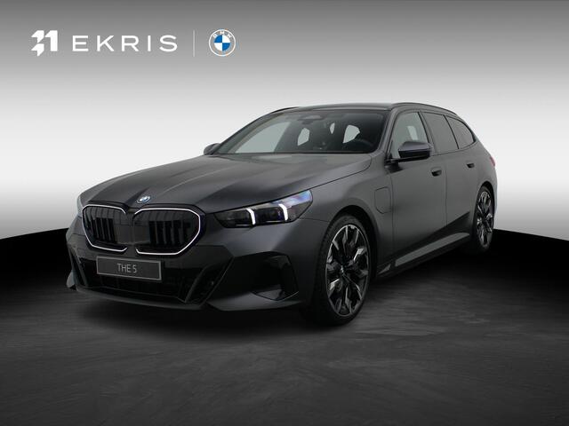 BMW 5-SERIE Touring M Sport Edition | M Sportpakket Pro | Innovation Pack | Travel Pack | Comfort Pack | Panoramadak