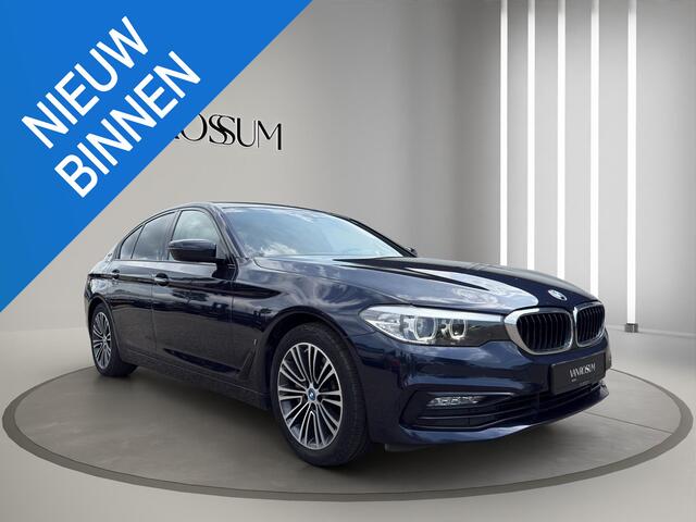 BMW 5-SERIE 530 e iPerformance | Leder | Sportstoelen | Sfeer | Camera | Parksenors V+A | 18" |