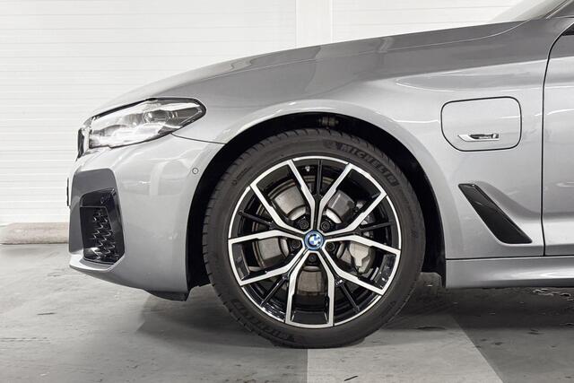 BMW 5-SERIE Touring 530e Business Edition Plus | M-Sport | High Executive | Head-Up Display |