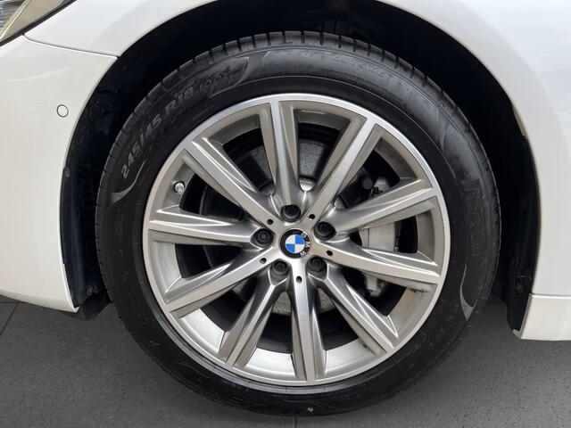 BMW 5-SERIE Touring 530e ** LASER, NAVI+, DAKOTA LEDER, PANORAMA, HuD, KEYLESS, MEM, 43k onder NP ** 1e EIG - UNFALLFREI - BMW GAR ** ** INFORMEER OOK NAAR ONZE AANTREKKELIJKE FINANCIAL-LEASE TARIEVEN **