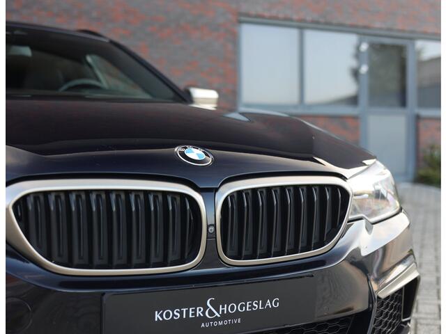 BMW 5-SERIE Touring M550d xDrive | Pano - Trekhaak - HUD