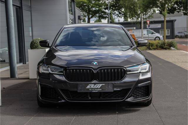 BMW 5-SERIE 540i M-Sport **HUD/E.dak/Laserled/Excl.leder**