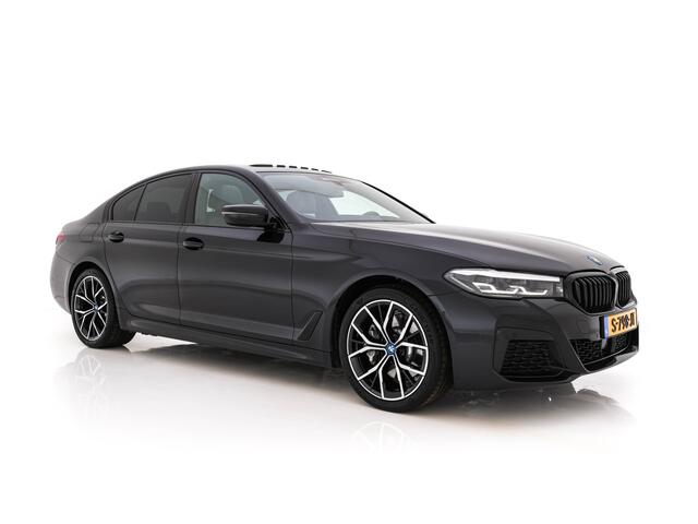BMW 5-SERIE 530e Business Edition Plus (Plug-in) (INCL.BTW) *PANO | HEAD-UP | LEATHER | FULL-LED | MEMORY-PACK | HARMAN/KARDON | BLIND-SPOT | DIGI-COCKPIT | CAMERA | NAVI-FULLMAP | PRIVACY-GLASS | SHIFT-PADDLES | ECC | PDC | 19''ALU*