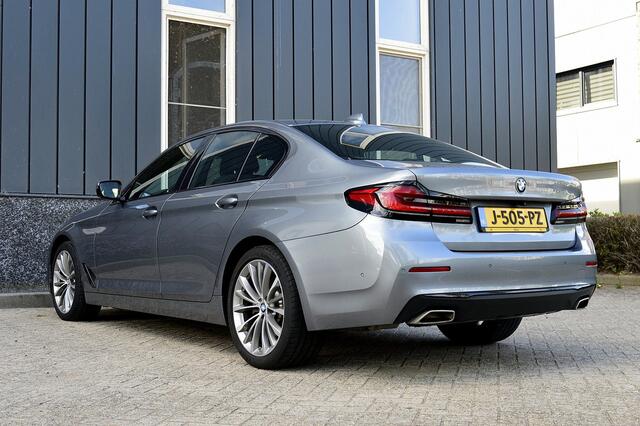 BMW 5-SERIE 530i High Executive Edition Rijklaarprijs-Garantie Leder Interieur Led Camera Apple/Android Navigatie