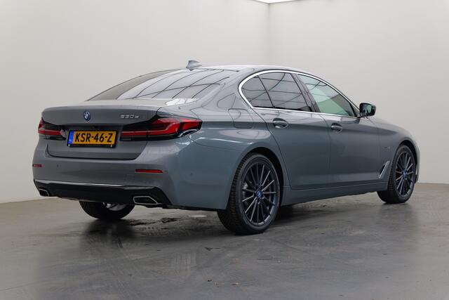 BMW 5-SERIE 530e Luxury line | Luxury Line | Memory seats | Nieuwe all-season banden