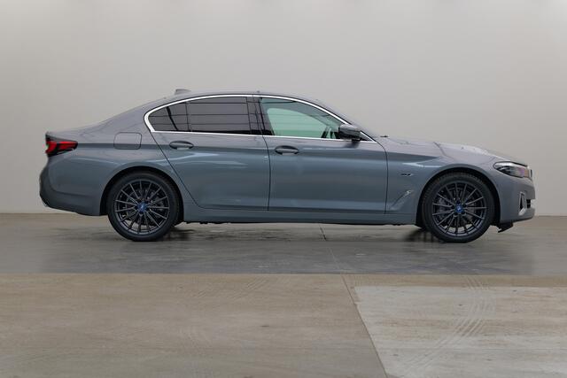 BMW 5-SERIE 530e Luxury line | Luxury Line | Memory seats | Nieuwe all-season banden