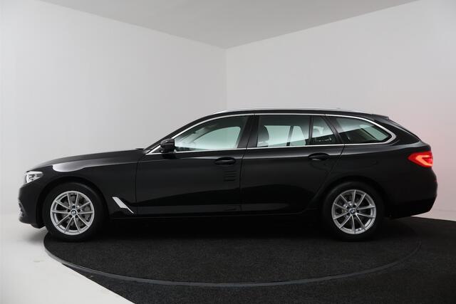 BMW 5-SERIE Touring 530i Executive (ELEKTR STOELEN, NAVIGATIE, CRUISE CONTROL, DEALER ONDERHOUDEN)