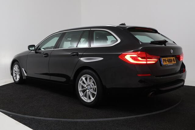 BMW 5-SERIE Touring 530i Executive (ELEKTR STOELEN, NAVIGATIE, CRUISE CONTROL, DEALER ONDERHOUDEN)
