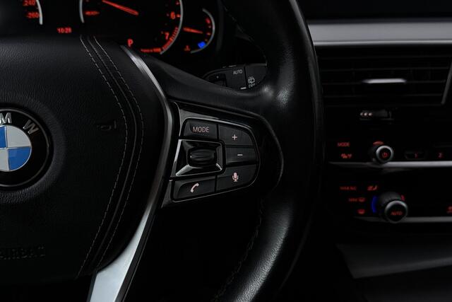 BMW 5-SERIE Touring 530i Executive (ELEKTR STOELEN, NAVIGATIE, CRUISE CONTROL, DEALER ONDERHOUDEN)